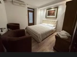 OTEL OLD TOWNs