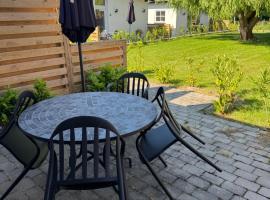 Bøtø strand ferielejlighed 3，位于博托比的酒店