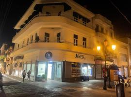 Hotel Boutique Brisas Colonial，位于圣多明各的海滩酒店