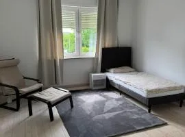 Moderne Zimmer nähe A3