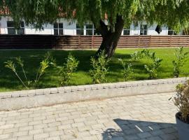 Bøtø strand ferielejlighed 7，位于博托比的酒店