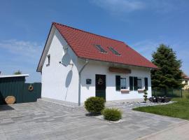 Ferienhaus-Natur-Erholung-Pur-Mecklenburgische-Seenplatte-zwischen-Mueritz-und-Ostsee，位于Dargun的酒店