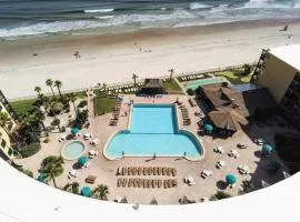 The Maui Wowi Oceanfront Condo