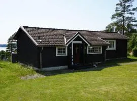 5 person holiday home in MUNKEDAL