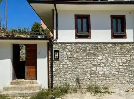 Iris House - Casa indipendente a Berat