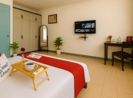 Queen room only near sm mall Fast Wifi，位于Malabañas的酒店
