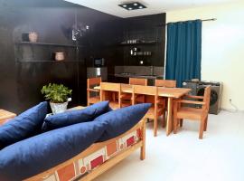 à 80 metres de la plage appartement avec entrée indépendante de 1 salon 1 chambre 2 salles de bain，位于恩加帕鲁的酒店