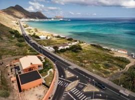 Praia Encantada，位于圣港的自助式住宿