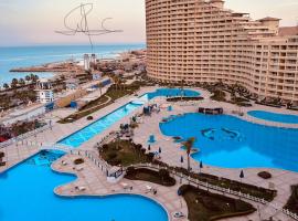 Porto Sokhna pyramids Family Only，位于艾因苏赫纳的酒店