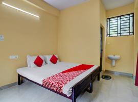 Hotel O Flagship Souparnika Residency，位于Pathanāmthitta的酒店