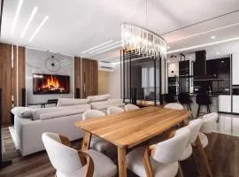 Noviy Bereg Luxury Apartment