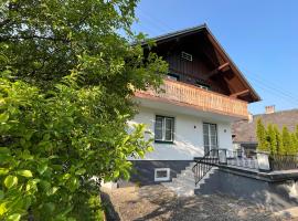Ferienhaus Valentina，位于格伦德尔湖的酒店