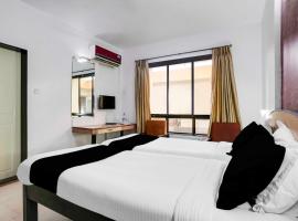 Townhouse Oak Margao Madgaon Railway Station，位于Goa的酒店