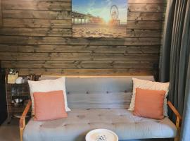 Garden House - Free Parking，位于斯海弗宁恩的酒店