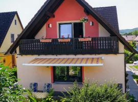 Pension Eger，位于特罗伊赫特林根的酒店