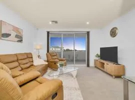Modern Metro by Host Solutions