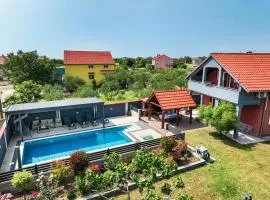 Villa Chervil ZadarVillas