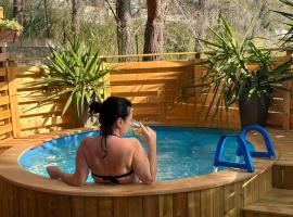 Wild Wild Nest Sperlongaresort，位于斯佩隆加的酒店