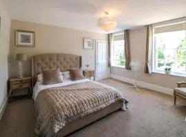 The Fraya Suite at Sterling house Short Stays