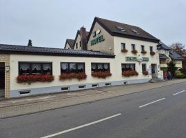 Hotel zur Waage，位于巴特明斯特艾弗尔的酒店