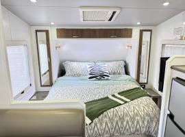 Tiny home in Bayswater，位于贝斯沃特的酒店