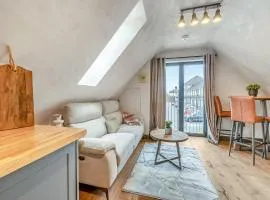 Flat 2 - Uk49045