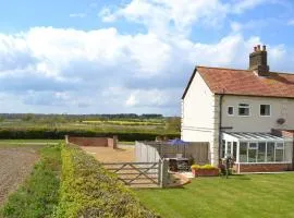 2 bed in Shereford KT156