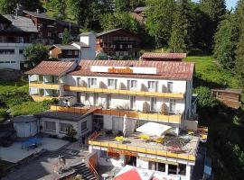 Adrenalin Backpackers Hotel，位于布劳瓦尔德的滑雪度假村