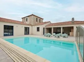 La Tour Maréchal - Gîte d'exception avec piscine