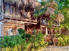 Thani Ecobeach Barú，位于布兰卡滩的酒店
