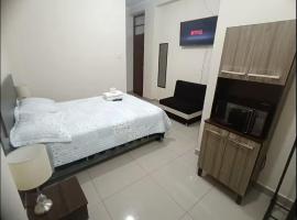 Habitaci&oacute;n privada cerca a la plaza Constituci&oacute;n en un 1er piso，位于万卡约的住宿