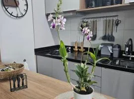 Studio 103 - com ar condicionado e garagem