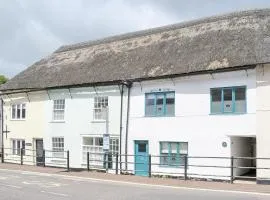 Teal Cottage