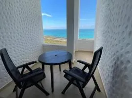 Bel appartement avec piscine vue mer & golf