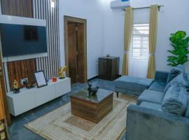 The Clifford Apartment Owerri，位于奥韦里的酒店