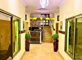 Doves Inn Hotel kalma Chowk