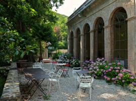 Le Clarou Gîtes et chambres d'hôtes，位于瓦勒罗盖的酒店