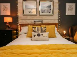 Tranquil Lake District Village Apartment，位于圣比斯的酒店