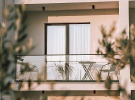 Albatros Beach & Resort，位于Rrogozhinë的酒店