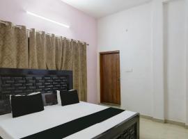 Hotel O Dhan Mahal Resort，位于贾巴尔普尔的酒店