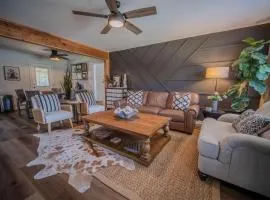 Parkside Place Entire Home in Acworth