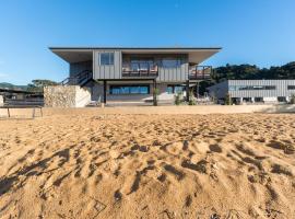 Kaiteriteri Reserve Cabins，位于凯特里特里的酒店