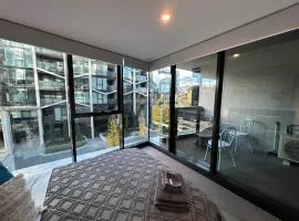 2BR-2BR-1Car-CBD-Pool-Shopping