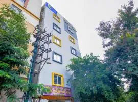 FabHotel Golden Grand Inn - Global Village