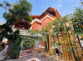 Harmony Nest, Akkulam，位于特里凡得琅的酒店