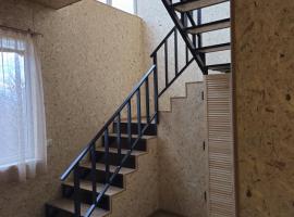 AralanjINN，位于Aparan的酒店