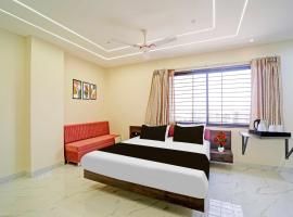 Townhouse Aurobindo Hospital，位于Mānglia的酒店