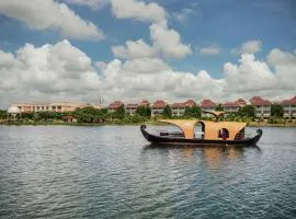 MAYFAIR Lake Resort