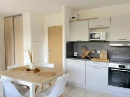 Nice studio Lucie Aubrac