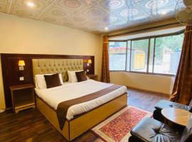 Gulshan Hotel Kachura，位于Skardu的酒店